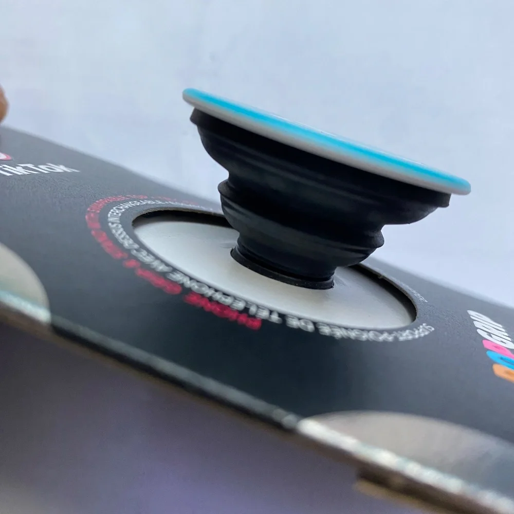 Pop socket